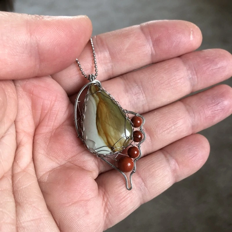 Designový šperk s jaspisy