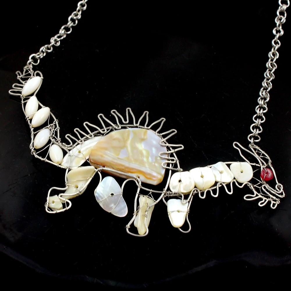 Náhrdelník Šťastný drak s rubínem