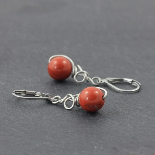 Jaspis červený – model náušnic Zrození