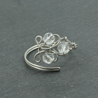 Prsten s kamínky křišťálu