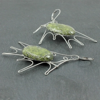 Náušnice z chirurgické oceli s epidotem