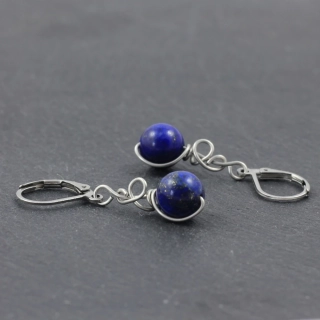 Lapis lazuli – model náušnic Zrození