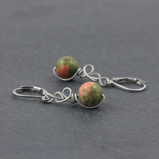 Unakit – model náušnic Zrození